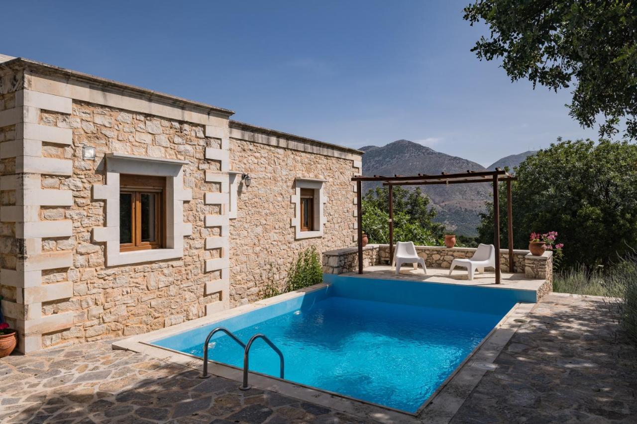 Koules Estate, With Private Pools & Bbq - Embracing Nature, By Thinkvilla Argouli Exterior foto