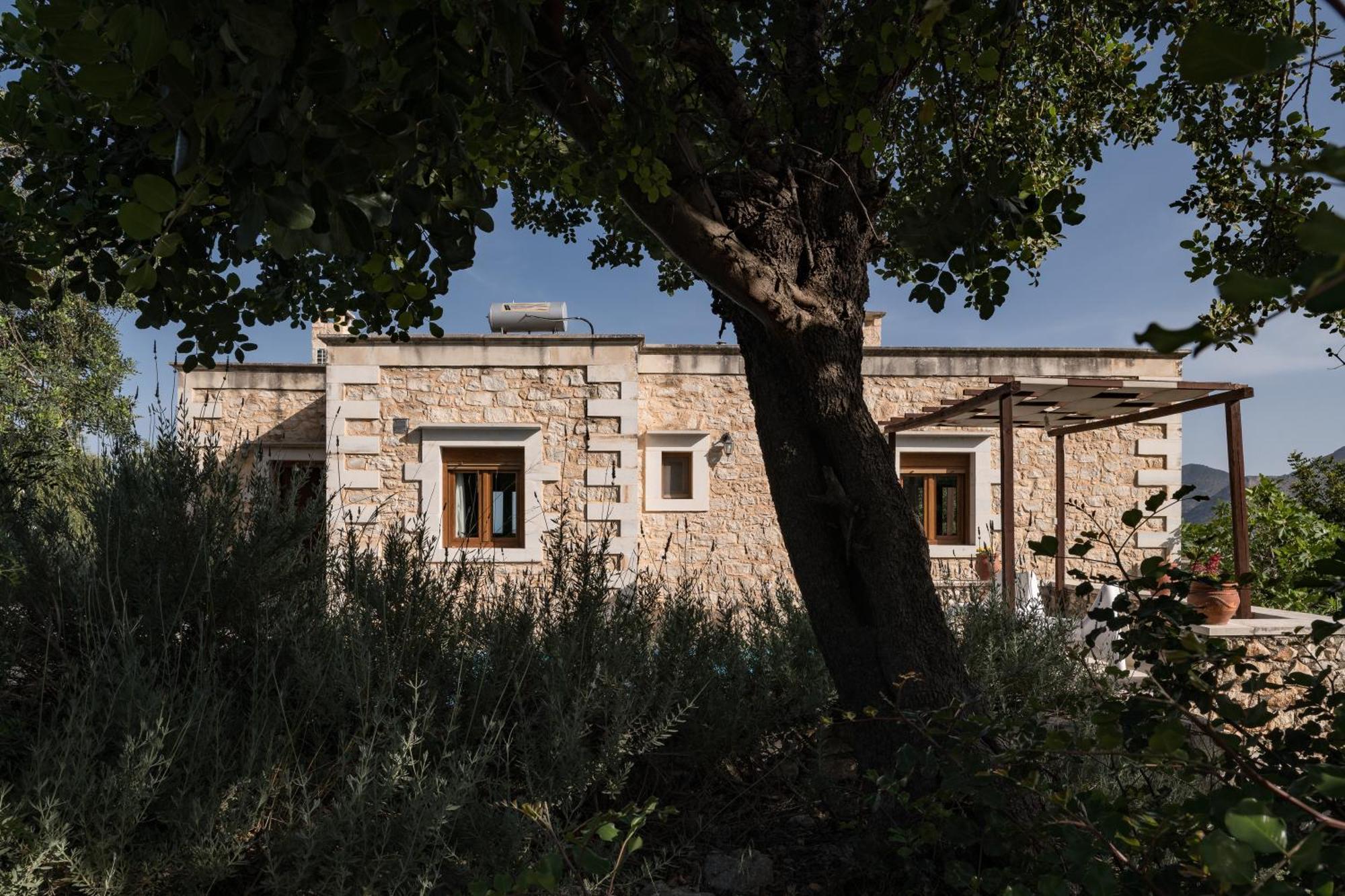 Koules Estate, With Private Pools & Bbq - Embracing Nature, By Thinkvilla Argouli Zimmer foto